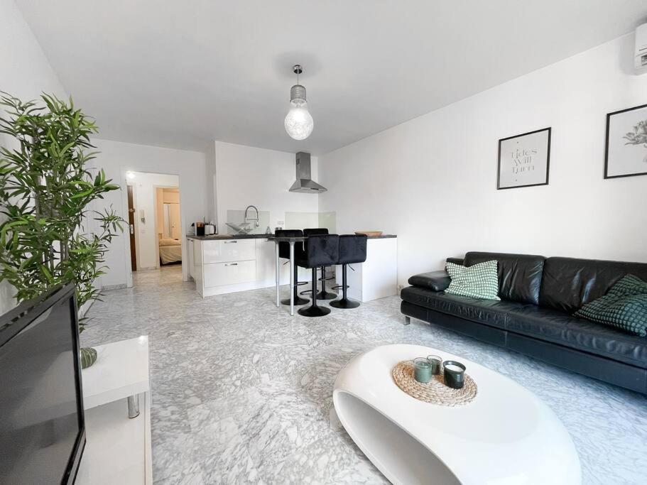Ferienwohnung Cosy Deux Pieces Menton Exterior foto