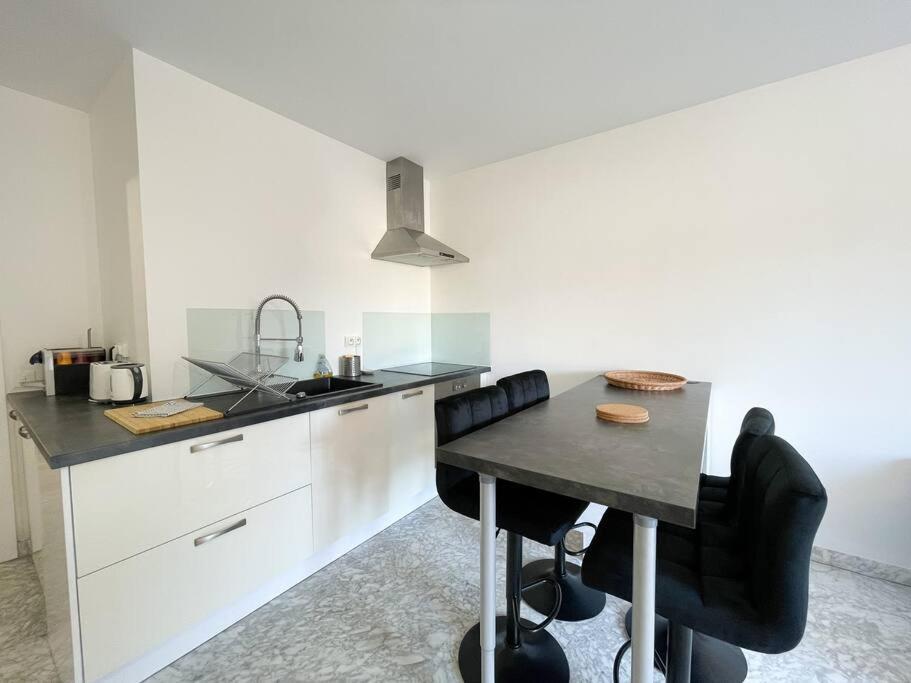 Ferienwohnung Cosy Deux Pieces Menton Exterior foto